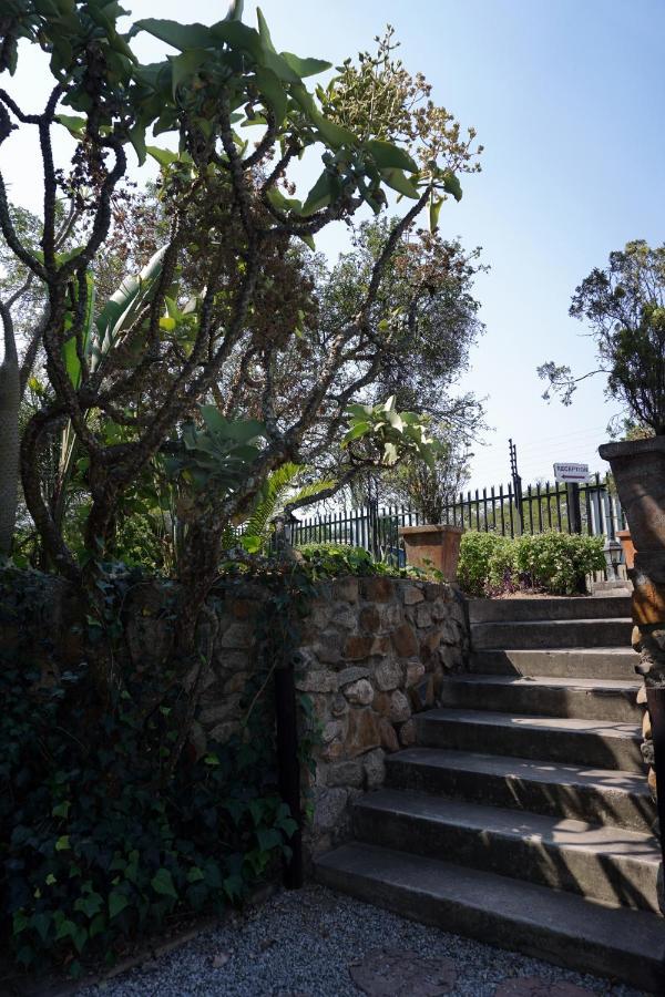 Sheba Rock Guesthouse Mbombela Extérieur photo